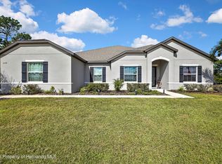 9504 Earthwind Ct, Weeki Wachee, FL 34613