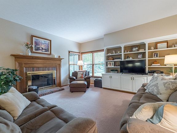 4th image of 7284 Achill Dr