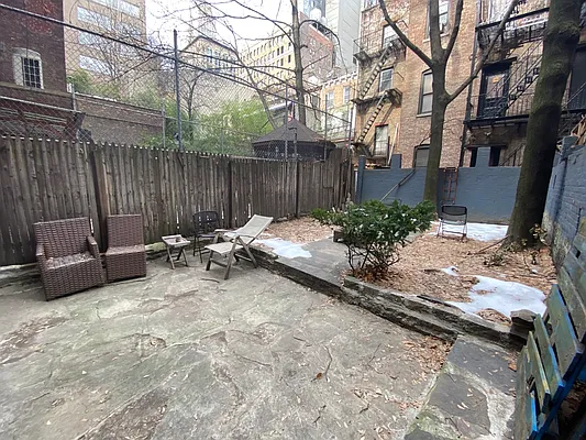 Rented by Living New York | media 35