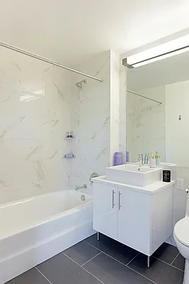 Rented by Red Apple Group | media 27