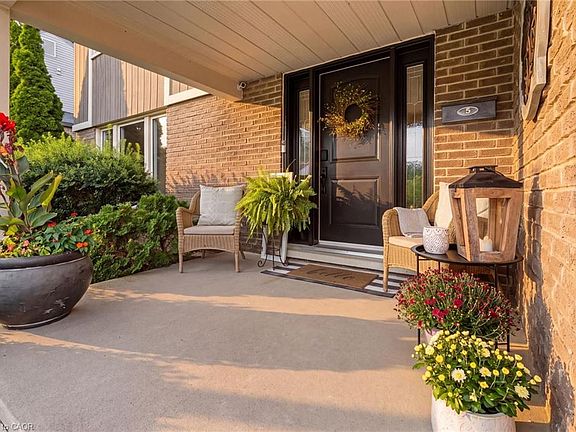 2nd image of 46 Blackwell Dr