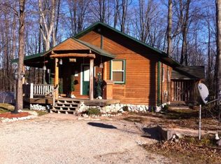 9634 Tamarack St, Manistique, MI 49854