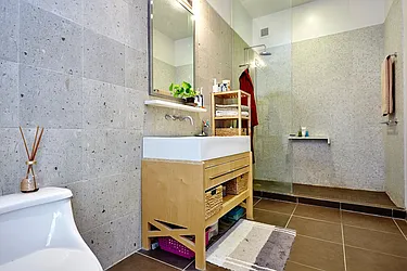 Rented by Nest Seekers International