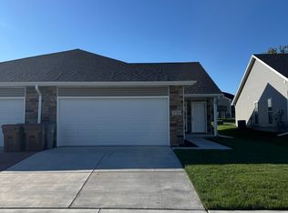 733 Quiver Ln, Lincoln, NE 68512