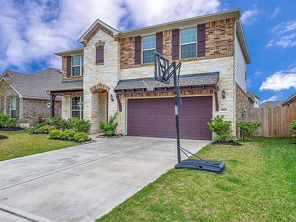 3rd image of 30241 Creekside Dr