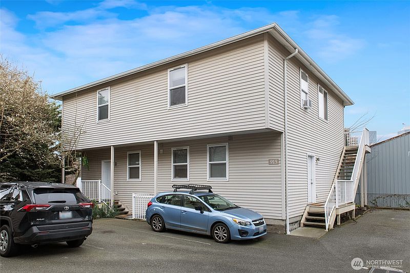 5th image of 913 917 13th Avenue