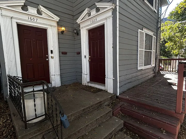 1605 Pearl St #A — Photo 2