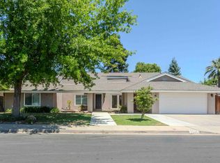 2540 Burgan Ave, Clovis, CA 93611