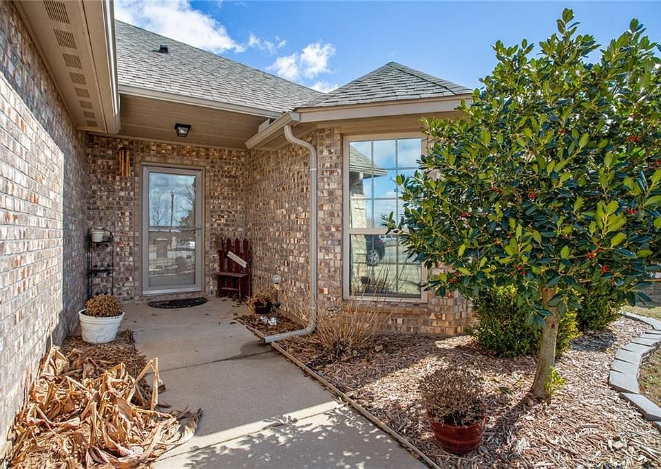 1st image of 3712 Millers Creek Ln