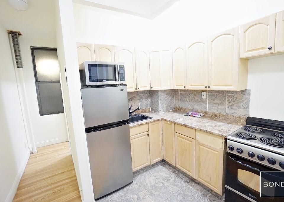 1st image of 413 E 9th St #1CB