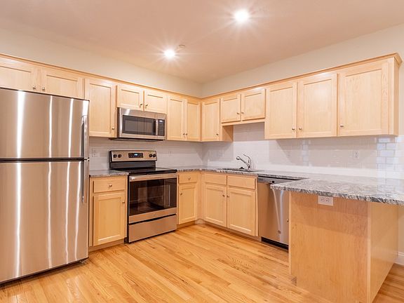 2nd image of 80 N Meadows Rd #105