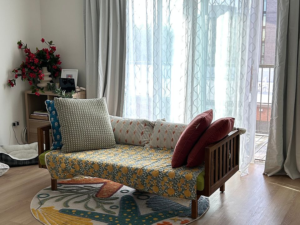 1st image of 811 Chicago Ave APT 603