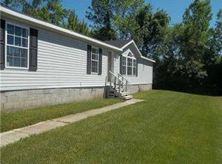 6260 Corwin Sta, Newfane, NY 14108