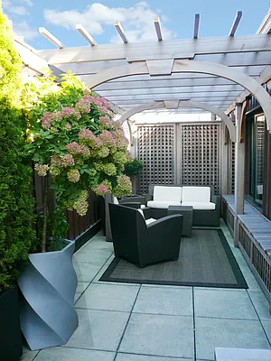 Sold by Sotheby's International Realty | media 22