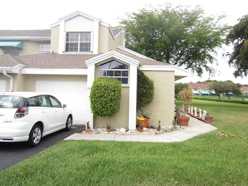 1st image of 7045 Woodmont Way