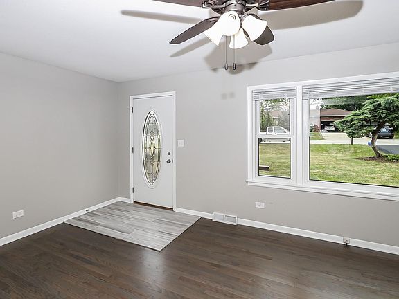 3rd image of 1777 N Jarvis Ct