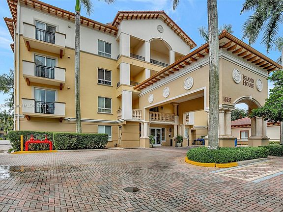 2nd image of 16135 Emerald Estates Dr APT 468