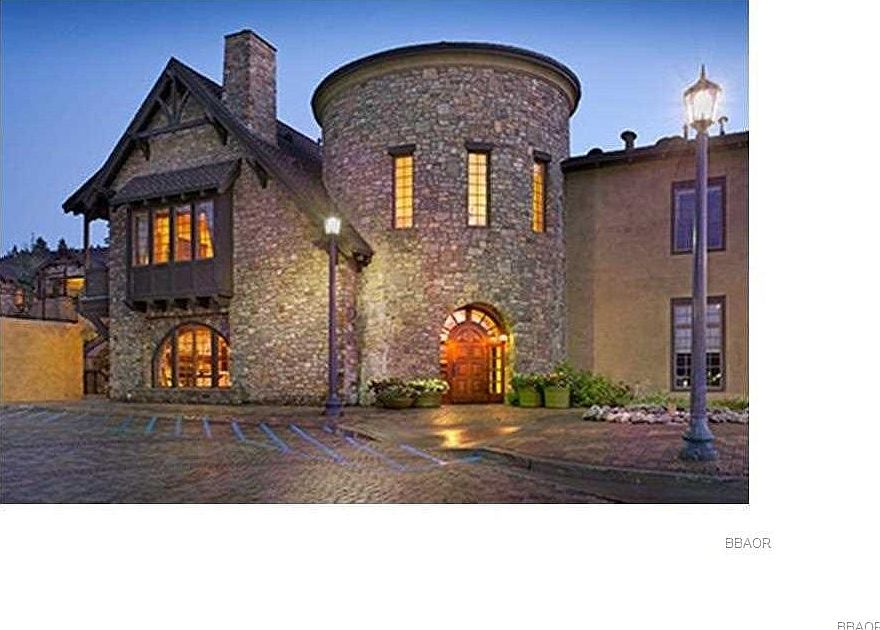 1st image of 40671 Village Dr #15B