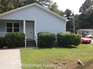 215 Pinewood Ave, Elizabeth City, NC 27909