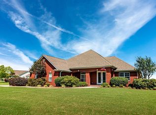 222 Mary Ellen Dr, Muscle Shoals, AL 35661