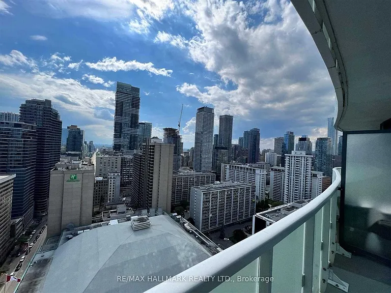 403 Church St #2704 — Photo 3