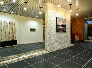 625 Evans Ave #2B-1BA-885SQFT, Toronto, ON M8W2W5