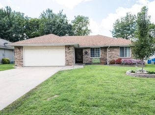 3755 S Leawood Ave, Springfield, MO 65807