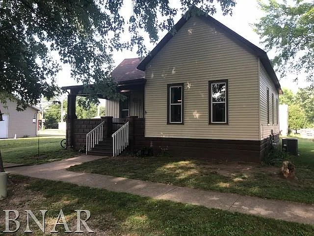 402 S Isham St photo 1