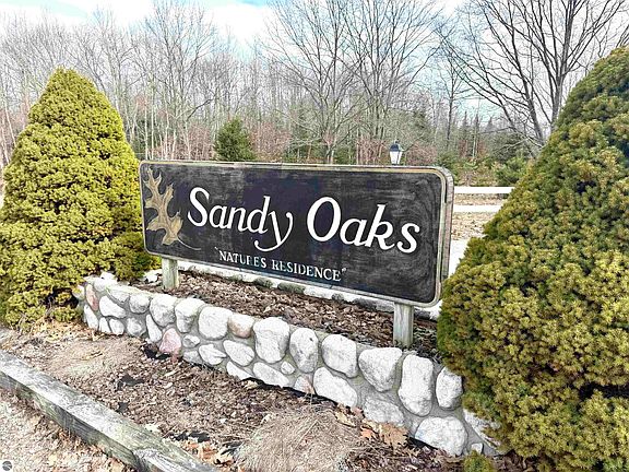 4th image of 0 Sandy Ln