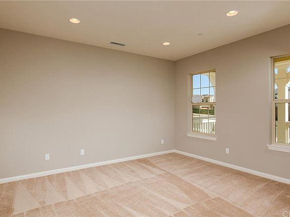 5th image of 29928 Lomond Dr