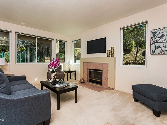 2nd image of 500 Bannister Way APT C