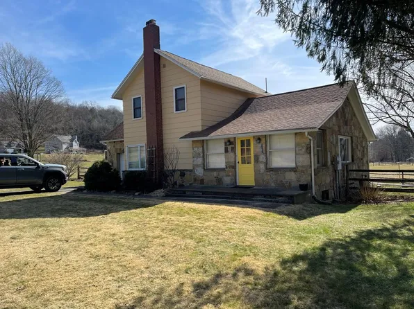 1093 Wallaceville Rd, Titusville, PA 16354