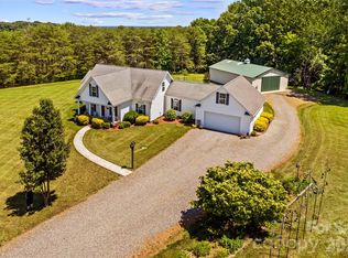 339 Johnson Farm Rd, Hiddenite, NC 28636