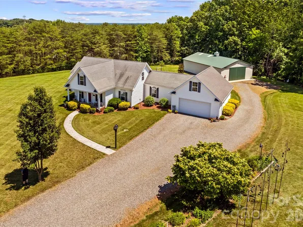 339 Johnson Farm Rd, Hiddenite, NC 28636