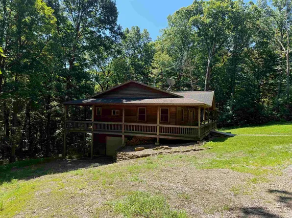 4666 N Pine Dr, Solsberry, IN 47459