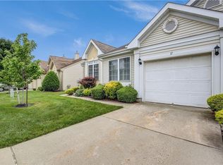 17 Wellfleet St, Monroe Township, NJ