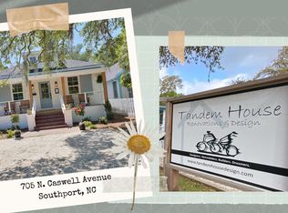 705 N Caswell Ave, Southport, NC 28461