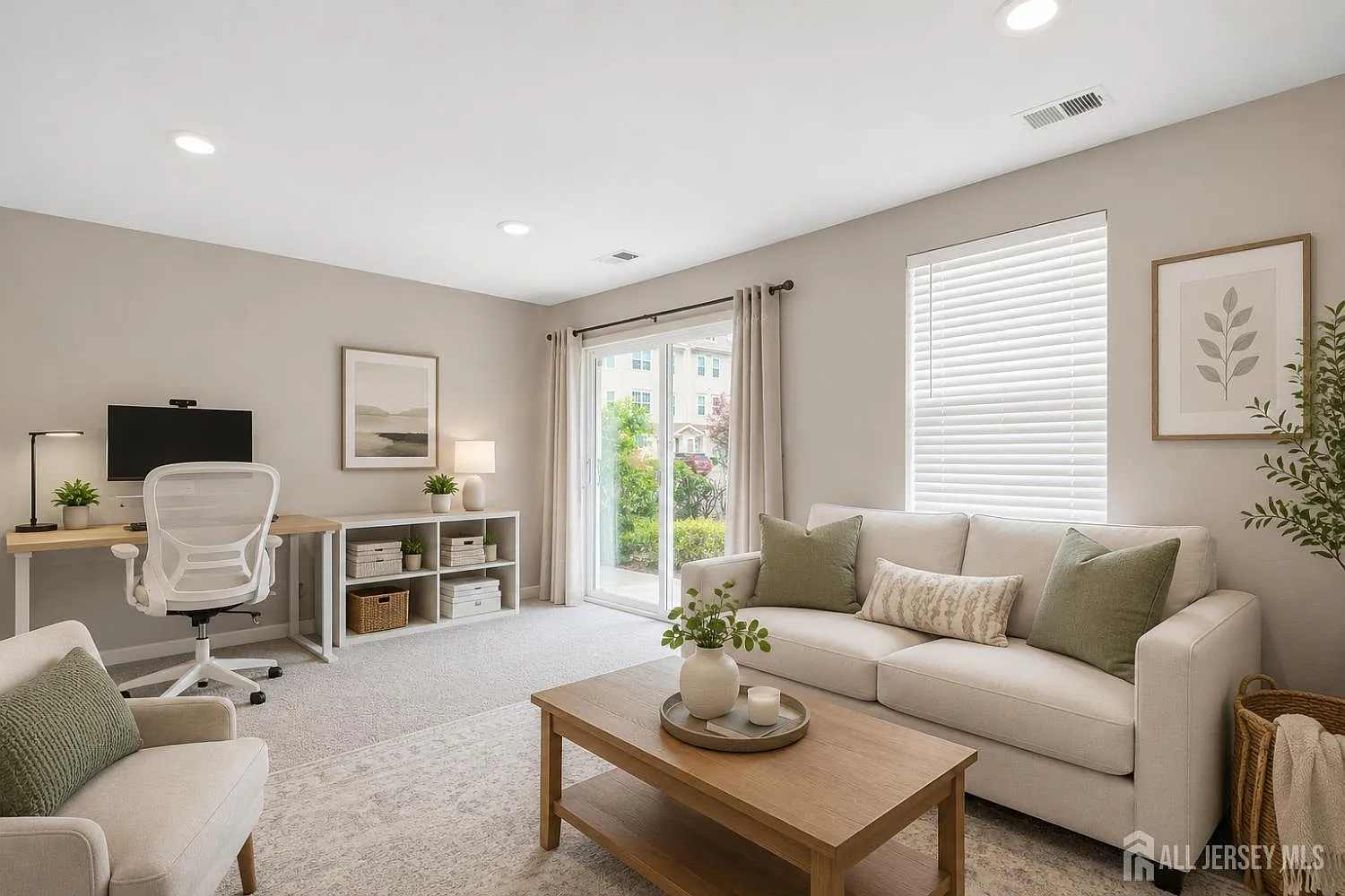 3 bed, 4.0 bath, 2252 sqft, $3,490 — Photo 3