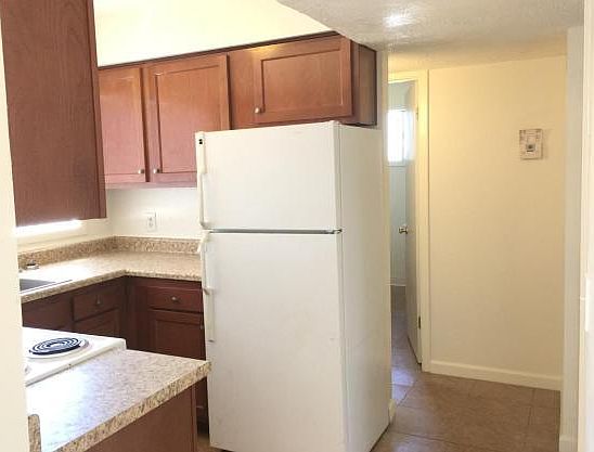 2nd image of 3409 E Monte Vista Dr
