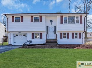 15 Hamilton Blvd, Piscataway, NJ 08854