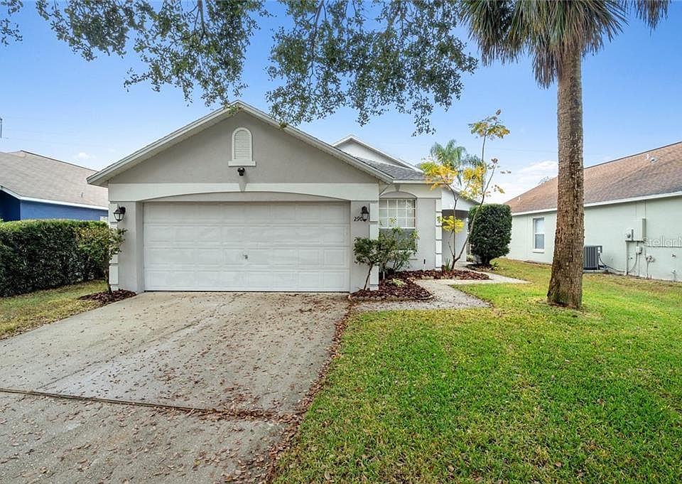 1st image of 2906 Moorcroft Ct #4