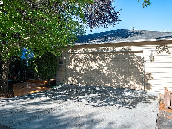 2nd image of 7007 SW 33rd Pl