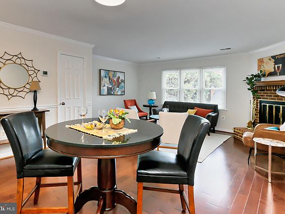 4th image of 2532B N Fairfax Dr #4EII