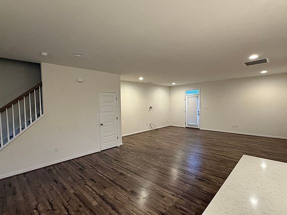 5th image of 10805 Porter Park Ln