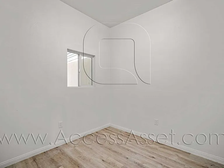 25369 Avenida Ramada #2 — Photo 5