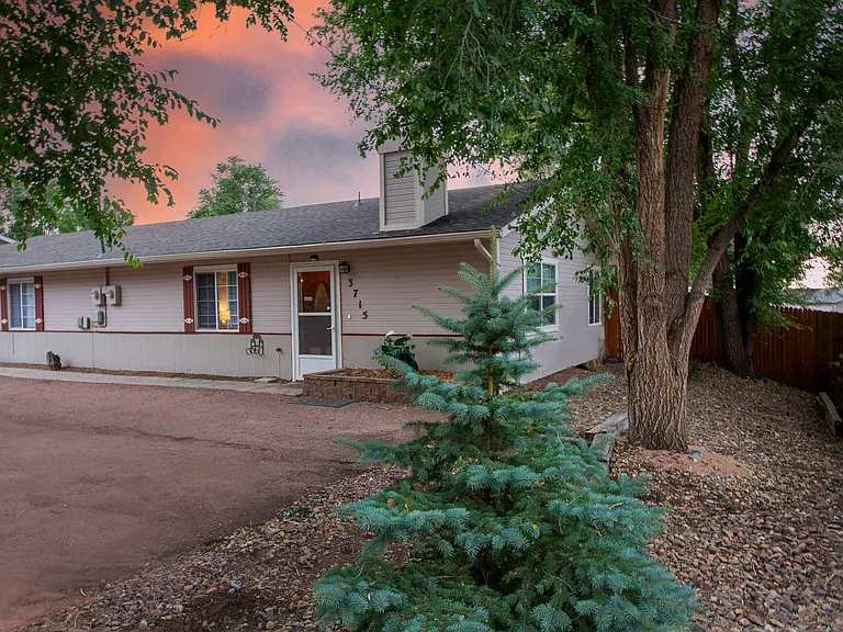 3715 N Hancock Ave — Photo 46