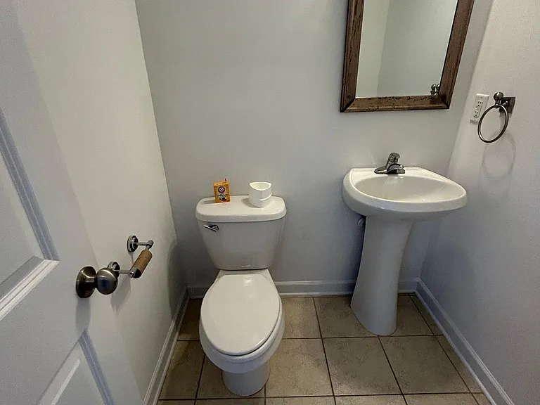 2798 Howard Ave #D — Photo 12