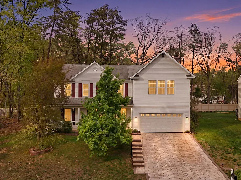 8664 Pohick Forest Ct — Photo 1