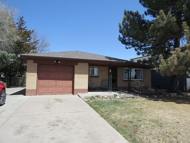 1st image of 8181 E 104th Ave