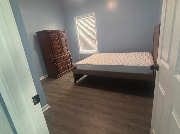 1333 Augusta Ave #3